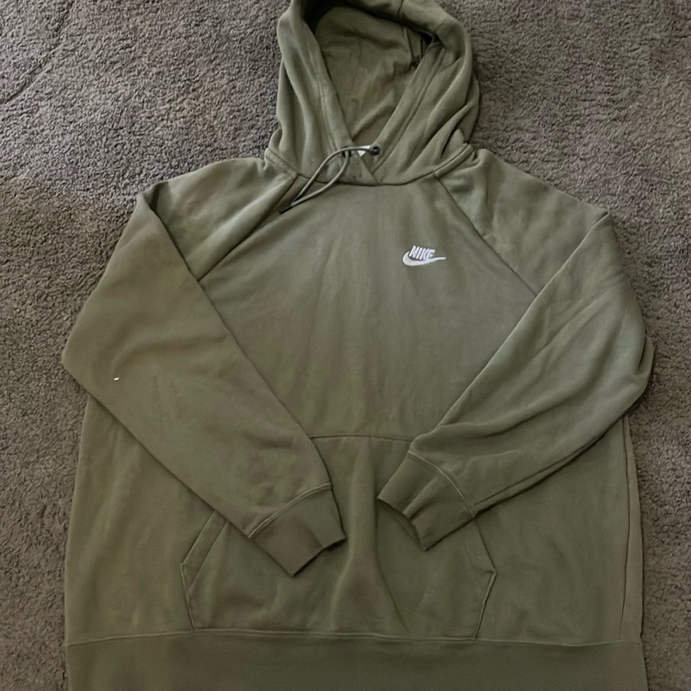 Women’s Nike hoodie sweatshirt